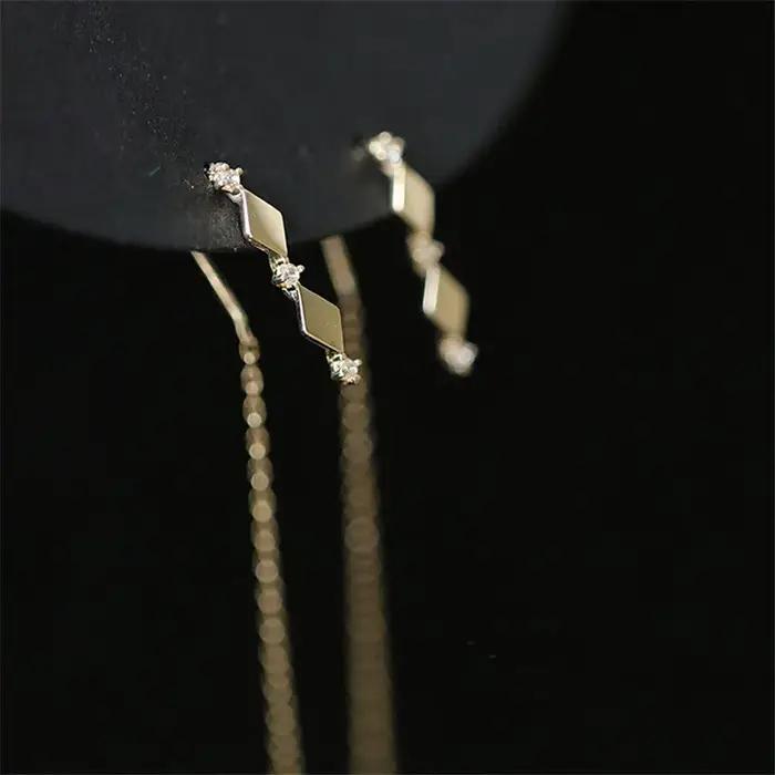 Boucles d'oreilles à clous en argent sterling 925 plaqué or incrustées de cristaux zirconium pour femmes style rétro chic événements spéciaux