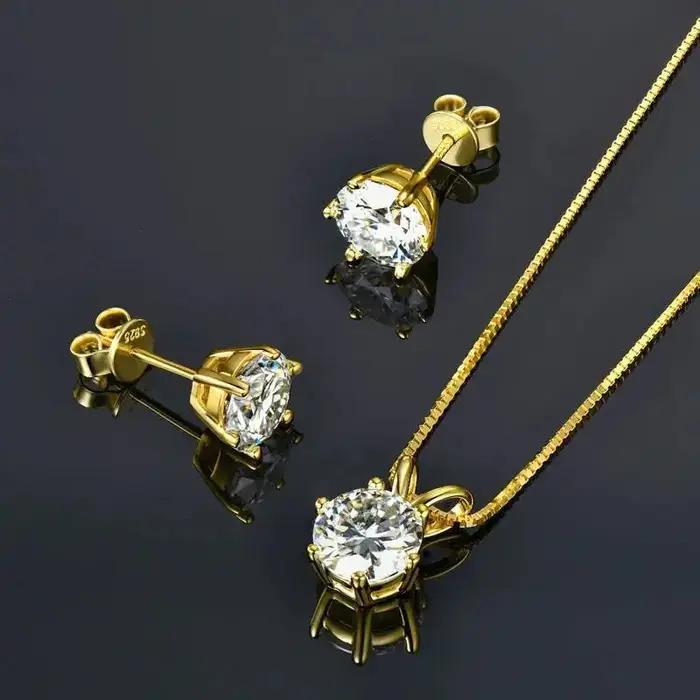 Boucles d'oreilles et collier en argent 925 plaqué or avec moissanite pour femmes, élégant et sophistiqué pour les occasions spéciales