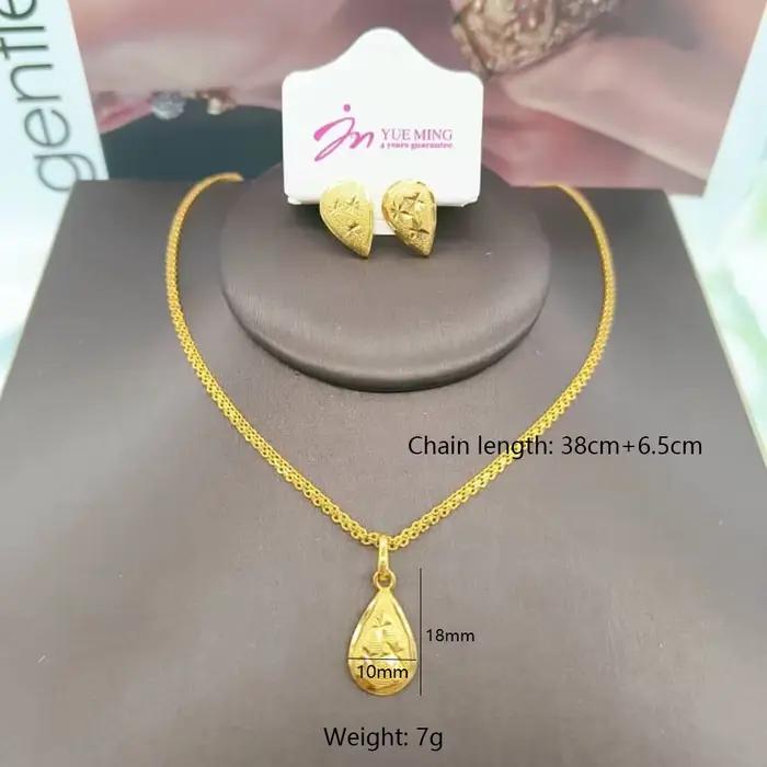 Ensemble de bijoux couleur or exquis pour fête
