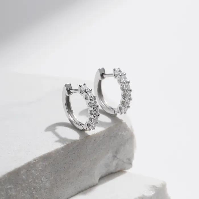 Boucles d'oreilles créoles en argent sterling 925 serties de Moissonite pour femmes occasions spéciales mariage élégantes à offrir