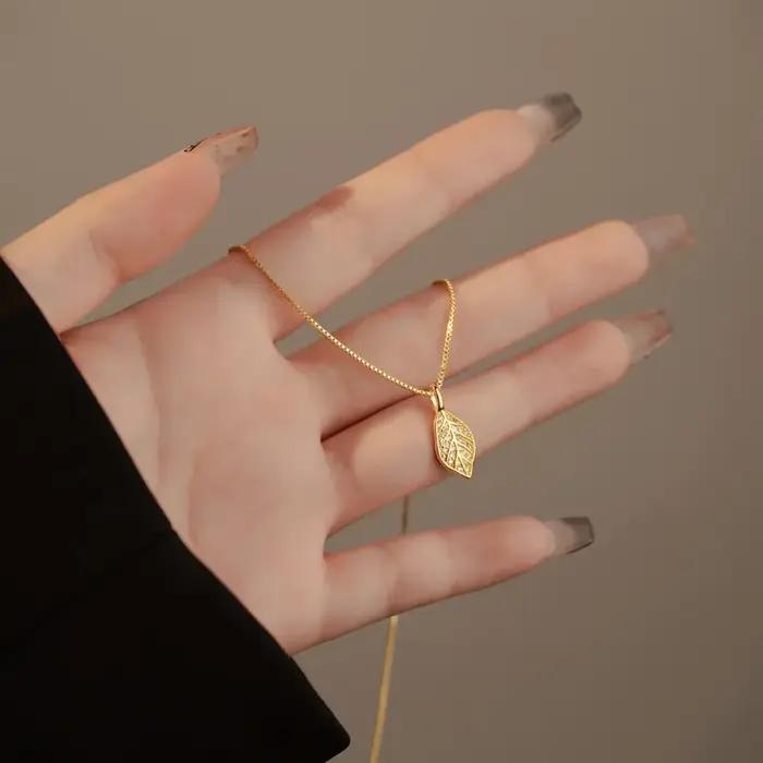 Collier feuille doré en acier inoxydable avec pendentif zirconium pour femmes style punk occasions spéciales