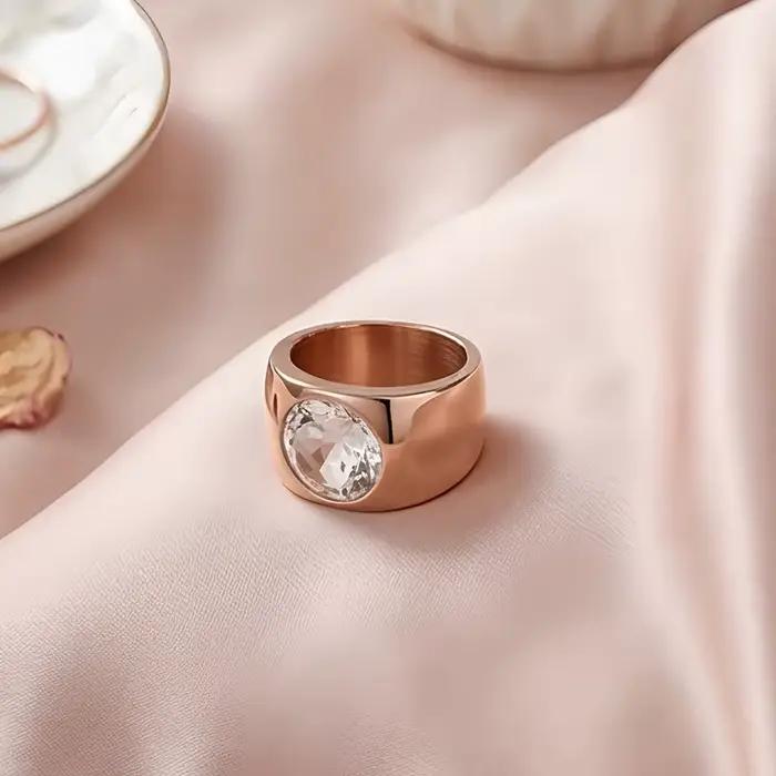 Alliance de mariage en acier inoxydable plaquée or avec zirconium pour femme élégante occasions spéciales