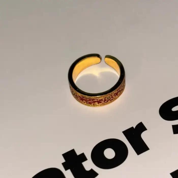 Bague Vintage en Diamant Goutte à Goutte en Émail Rouge Style Classique Bagues de Luxe Légères pour Femmes Occasions Spéciales Mariage Banquet Cadeaux Nouvelle Collection