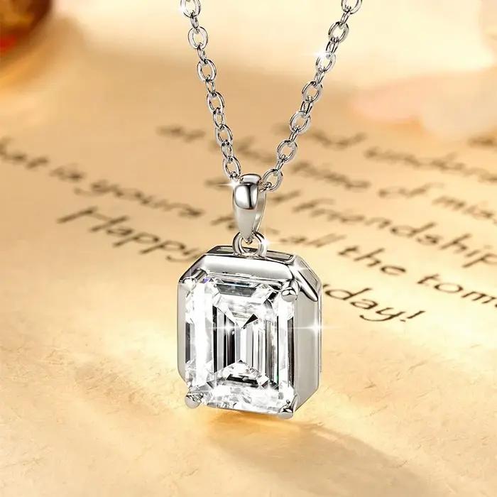 Collier pendentif Rrjzz Solitaire en moissanite taille émeraude 8x10mm