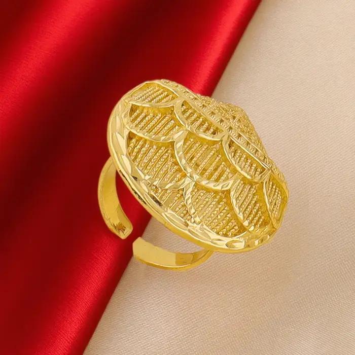 Ensemble de bijoux plaqués or 24 carats pour femmes, motifs géométriques, collier, boucles d'oreilles, bracelet et bague, idéal pour mariages, fiançailles et soirées festives