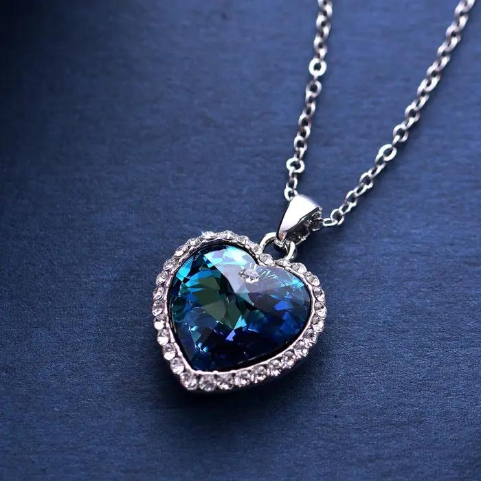 Titanic – collier avec pendentif cœur d'océan bleu