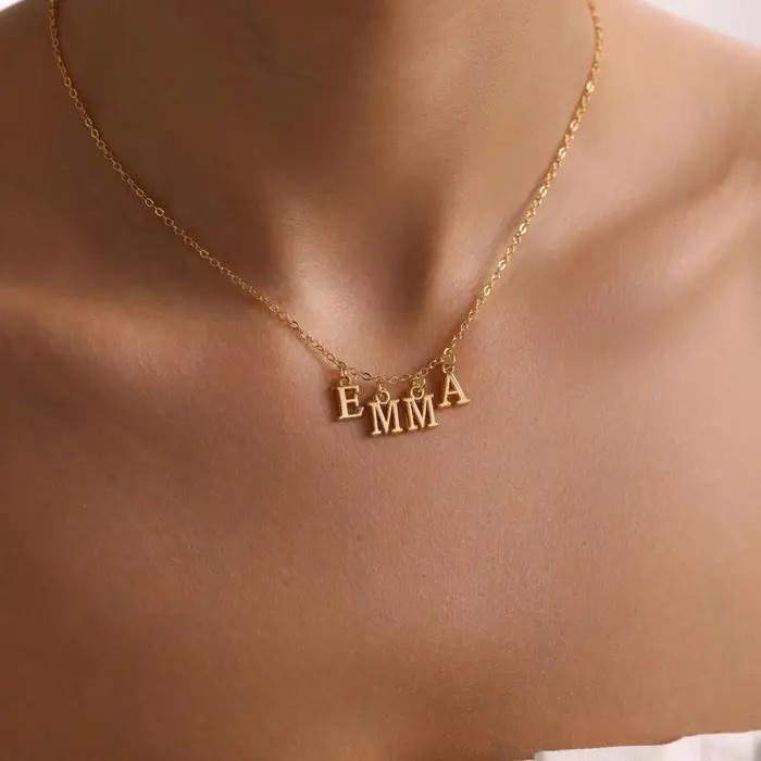 Collier personnalisé avec nom en or ou rouge-marron, cadeau d'anniversaire pour femmes, bijou de mode avec chaîne de maillons, cadeau de Noël unique