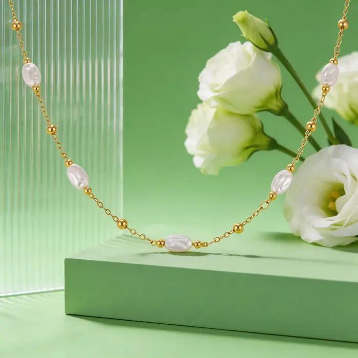 Collier en perles d'imitation pour femmes élégant, cadeau pour occasions spéciales, bijou chic en cuivre, style géométrique, collier long en forme de Y, cadeau pour mère