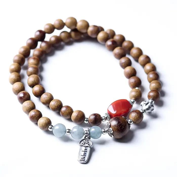 Bracelet en bois d'agar à double boucle avec pendentif porte-bonheur en argent 925 et perles d'agate rouge – Cadeaux
