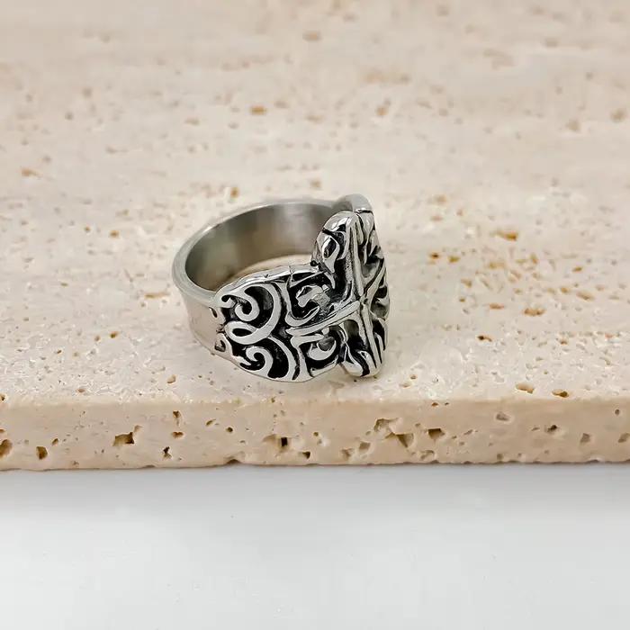 EManco - Bague en acier inoxydable gravée avec un motif floral vintage - Bagues pour hommes - Accessoires tendance - Tailles 7-10