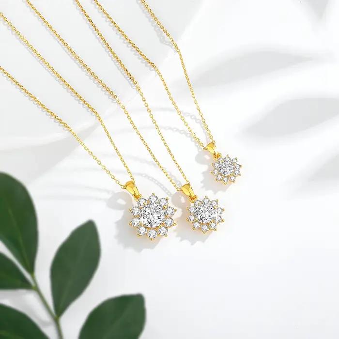 Pendentif Moissanite en or 18 carats pour femme