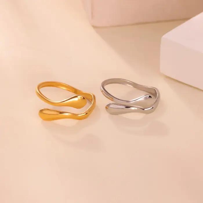 Bagues tendance pour femmes Plaqué or 18 carats Bague ajustable géométrique en acier inoxydable