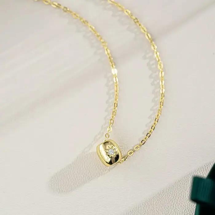 Pendentif rotatif Moissanite plaqué or 18 carats pour femme