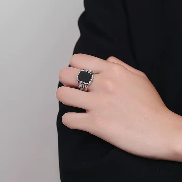 Bague en Argent Sterling 925 Sertie d'Agate Noire Élégante Cadeau de Fête pour Femmes Occasions Spéciales