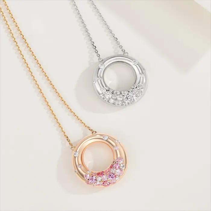 Collier beignet en argent 925 serti de zirconium brillant élégant à offrir pour femmes occasions spéciales soirée anniversaire mariage