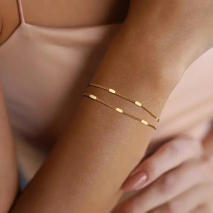 Bracelet en acier inoxydable doré cubain pour femme style moderne casual chic cadeau pour les occasions spéciales