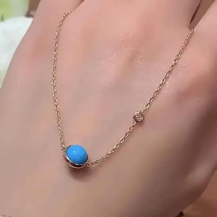 Collier pour femme en agate naturelle plaqué or 18 carats