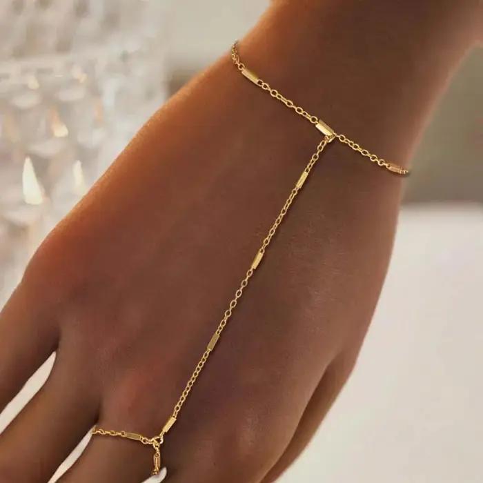 Bracelet à anneau carré couleur or pour femmes