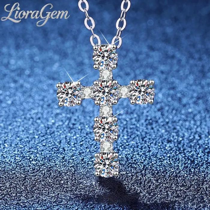 Collier pendentif croix entièrement serti de diamants LioraGem