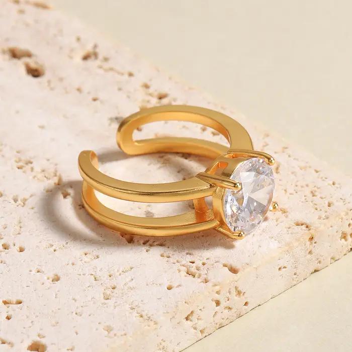 Bague élégante plaquée or avec diamants CZ pour femme