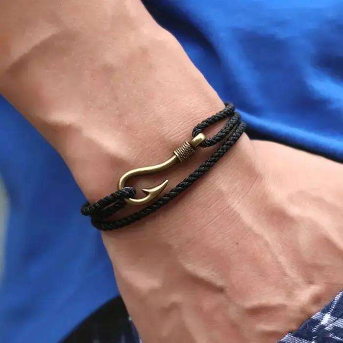 Bracelet en corde réglable double couche pour hommes et femmes, design tendance hameçon, bijou de poignet décontracté, cadeau idéal pour les fêtes et anniversaires
