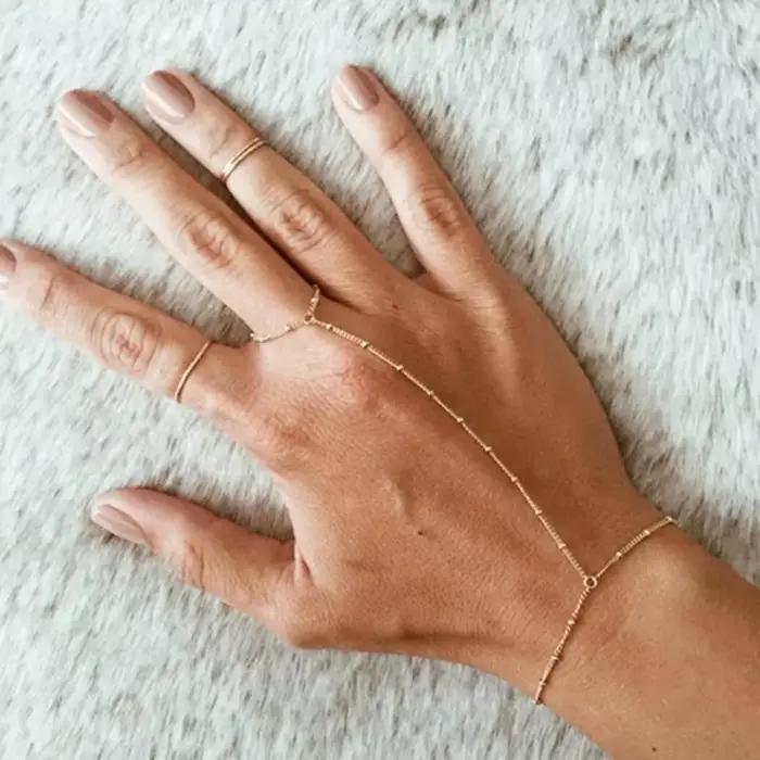 Bracelet Chaîne à Main Délicat Anneau Plaqué Or Chaînes à Maillons Faites à la Main Pour Femmes Occasions Spéciales
