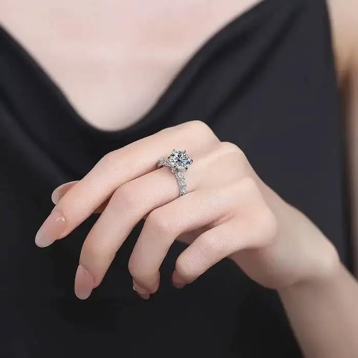 Bagues en argent sterling S925 avec moissanite 5 carats