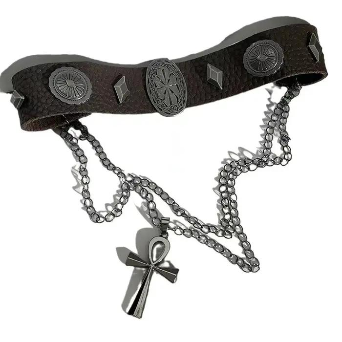 Maillard Style Y2K gothique multicouche rétro marron Faux cuir Rivet pendentif collier pour les femmes mode délicat tour de cou bijoux