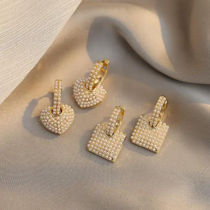 Boucles d'oreilles pendantes géométriques en perle avec alliage de cuivre or pour femmes élégantes occasions spéciales mode coréenne 2025