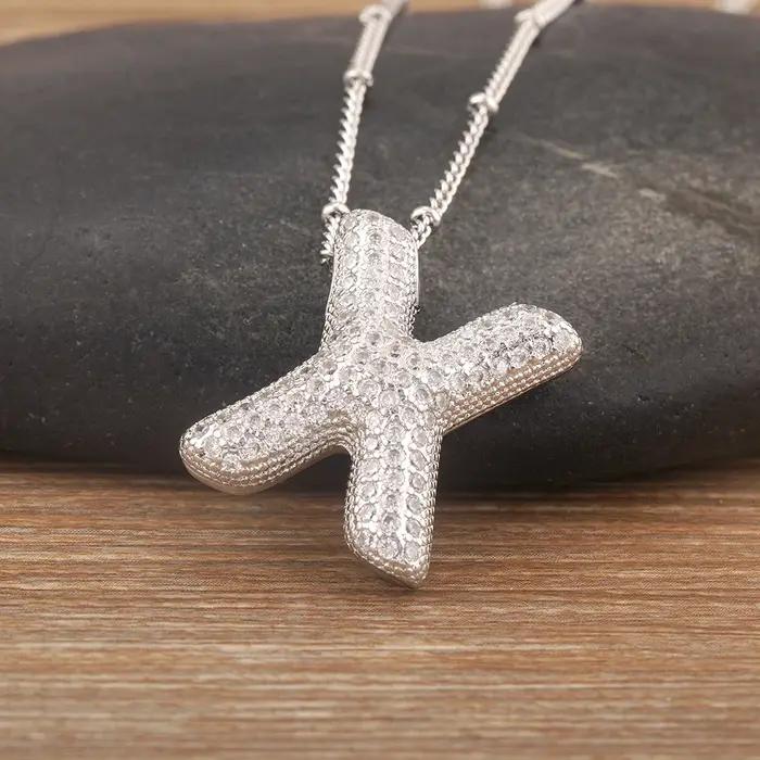 Collier en zircon scintillant avec initiales personnalisables pour femmes, cadeau d'occasion spéciale, design classique, finition durable, ajustement confortable