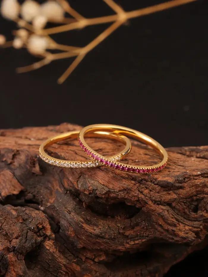 Bague en acier inoxydable plaquée or avec strass blancs et rouge rosé pour femmes occasions quotidiennes et festives