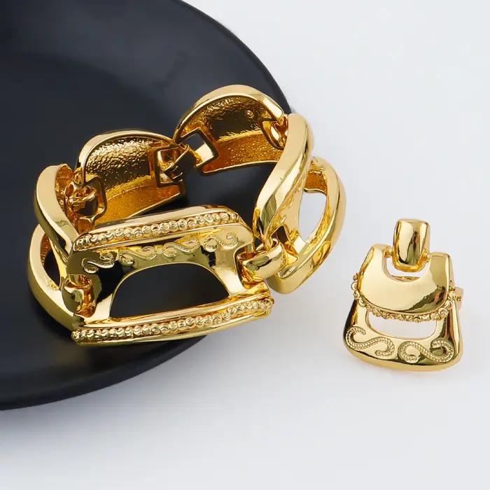 Nouvel ensemble de bijoux exagérés couleur or de Dubaï
