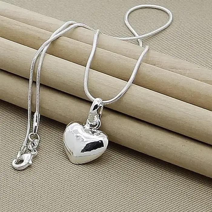 Collier coeur solide en argent regardé 925 pour femme
