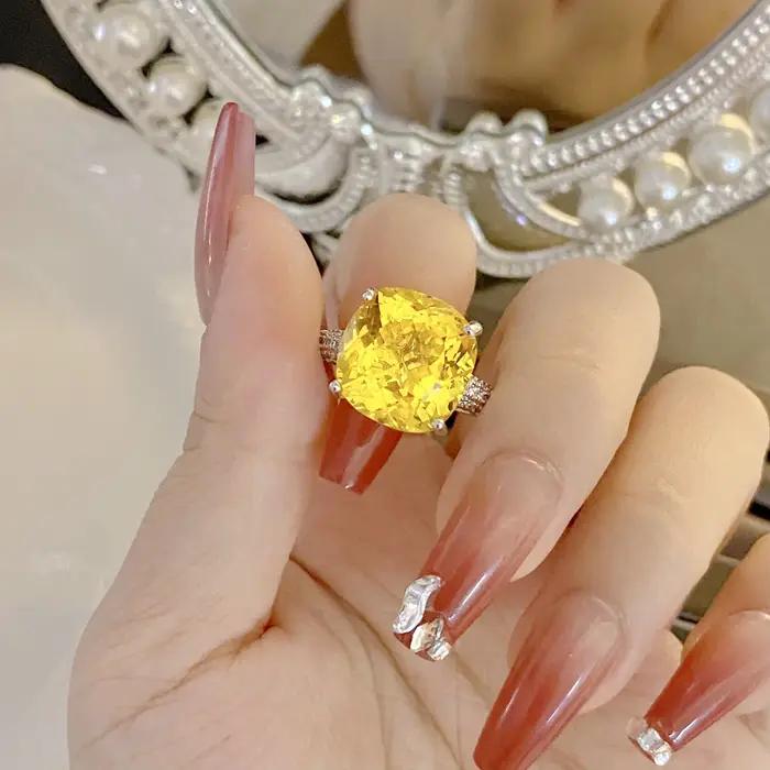 Bagues de mariage en diamant de laboratoire pour femmes