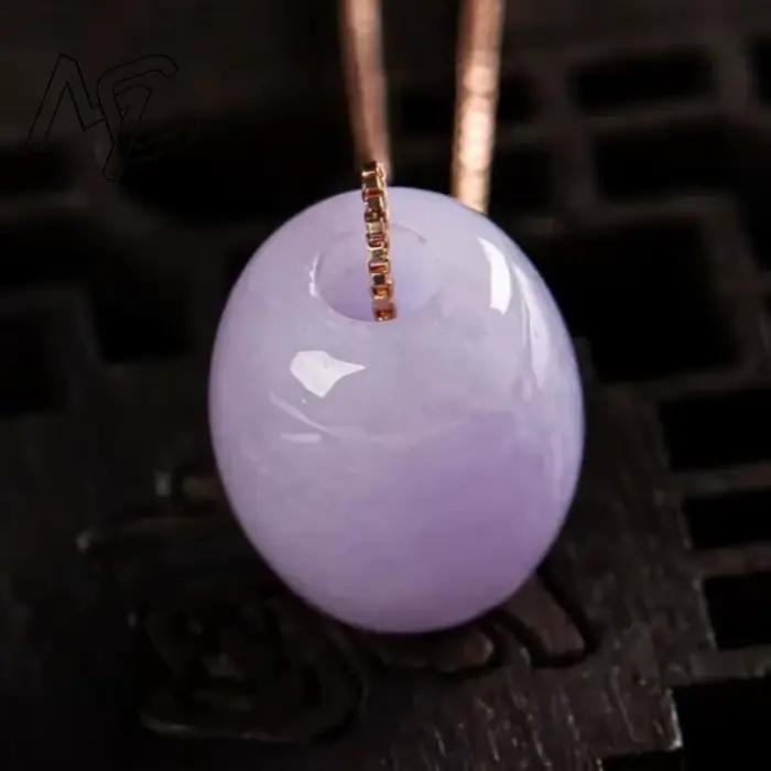 Collier en émeraude naturelle sculpté à la main pour homme et femme avec animal de compagnie pendentif passepartout pour occasions spéciales