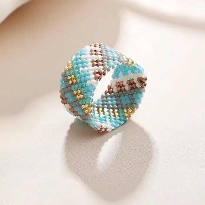 Bague Miyuki bleue bijou moderne en perles pour femmes élégante à offrir pour diverses occasions spéciales