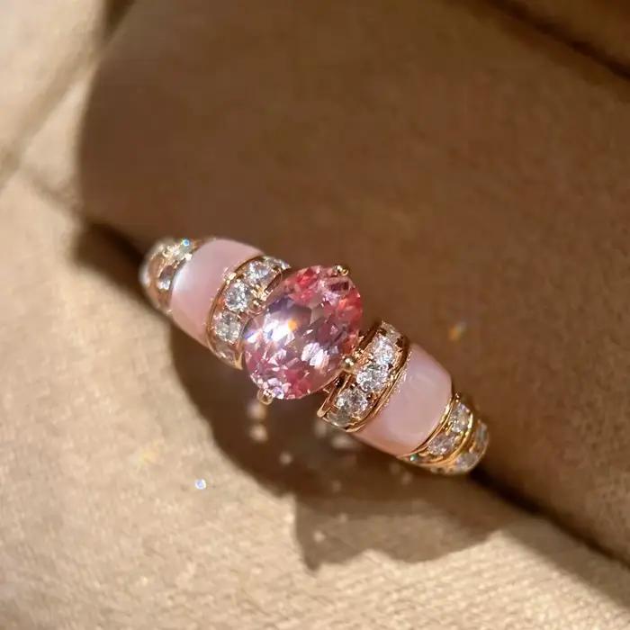 Bague en diamant rose naturel la plus vendue, avec saphir bleu marine et diamants. Accessoires de bi