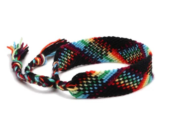 Bracelet tressé arc-en-ciel Boho fait à la main lesbienne LGBT Pride Gay tissé