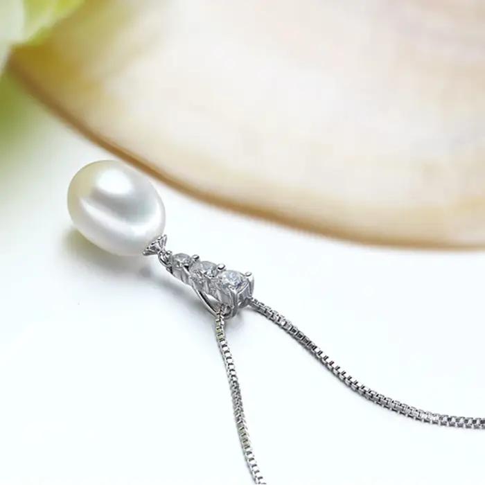 Collier pendentif en perles d'eau douce naturelles blanches pour femmes