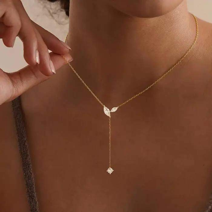 Collier en or 14 carats avec pendentif zircon cubique pour femmes occasions formelles et estivales