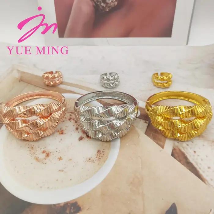 Ensemble de bijoux plaqué or pour femmes, bracelet à breloques, bague élégante, cadeau pour mariage, occasions spéciales et professionnels