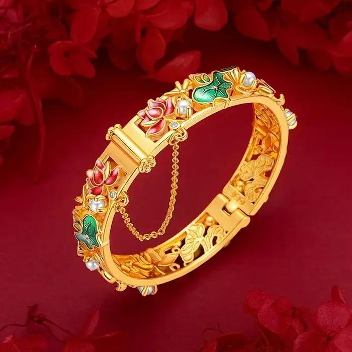 Bracelet en or AU750, design orchidée en émail antique