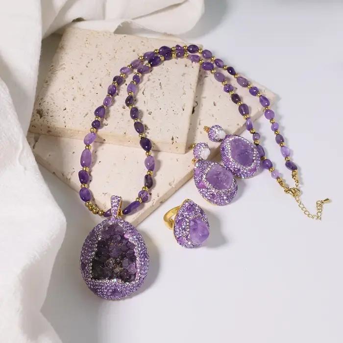 Ensemble de bijoux améthyste et zircon avec collier, boucles d'oreilles et bague pour femmes occasions spéciales