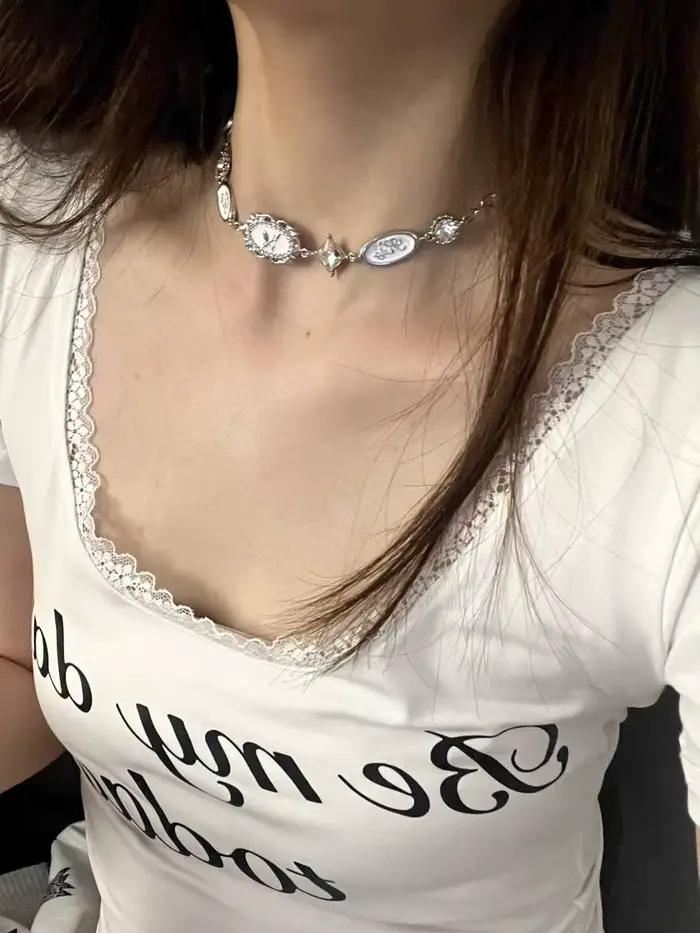 Colliers gothiques Vintage Harajuku papillon en cristal pour femmes