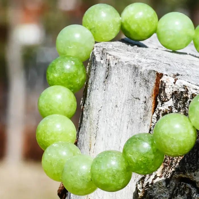 Bracelet de perles rondes en péridot vert pour femmes