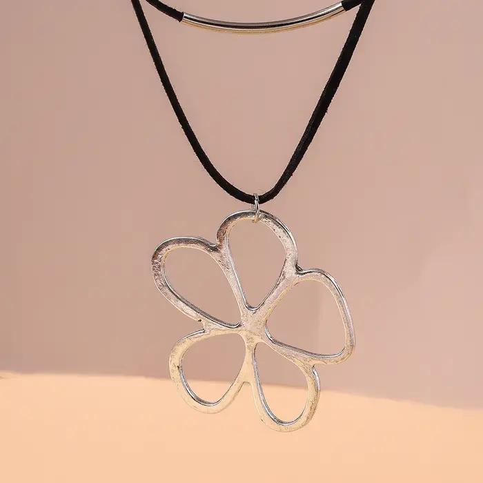 Aihua-Collier ethnique évidé avec pendentif grande fleur pour femme