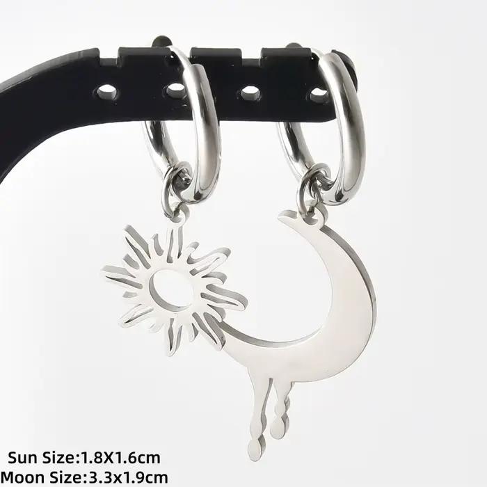 1 paire de boucles d'oreilles asymétriques soleil et lune de haute qualité, en acier inoxydable plaq
