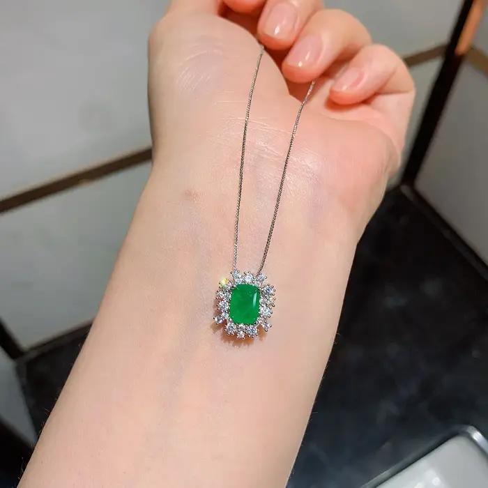 Ensemble de bijoux émeraude pour femmes collier et boucles d'oreilles de mariage et occasions spéciales