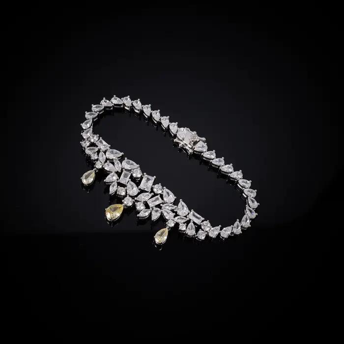 Ensemble de bijoux de luxe couleur jaune fantaisie en zircone cubique plaqué rhodium pour femmes occasions spéciales collier boucles doreilles bague bracelet
