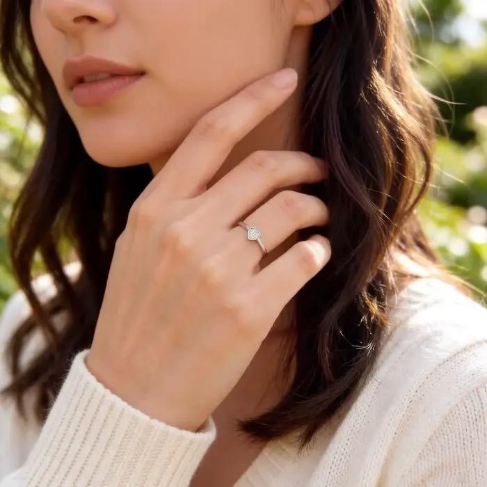 Bague en argent sterling 925 romantique sertie de zirconium blanc cœur à offrir pour occasions spéciales engagement mariage noël